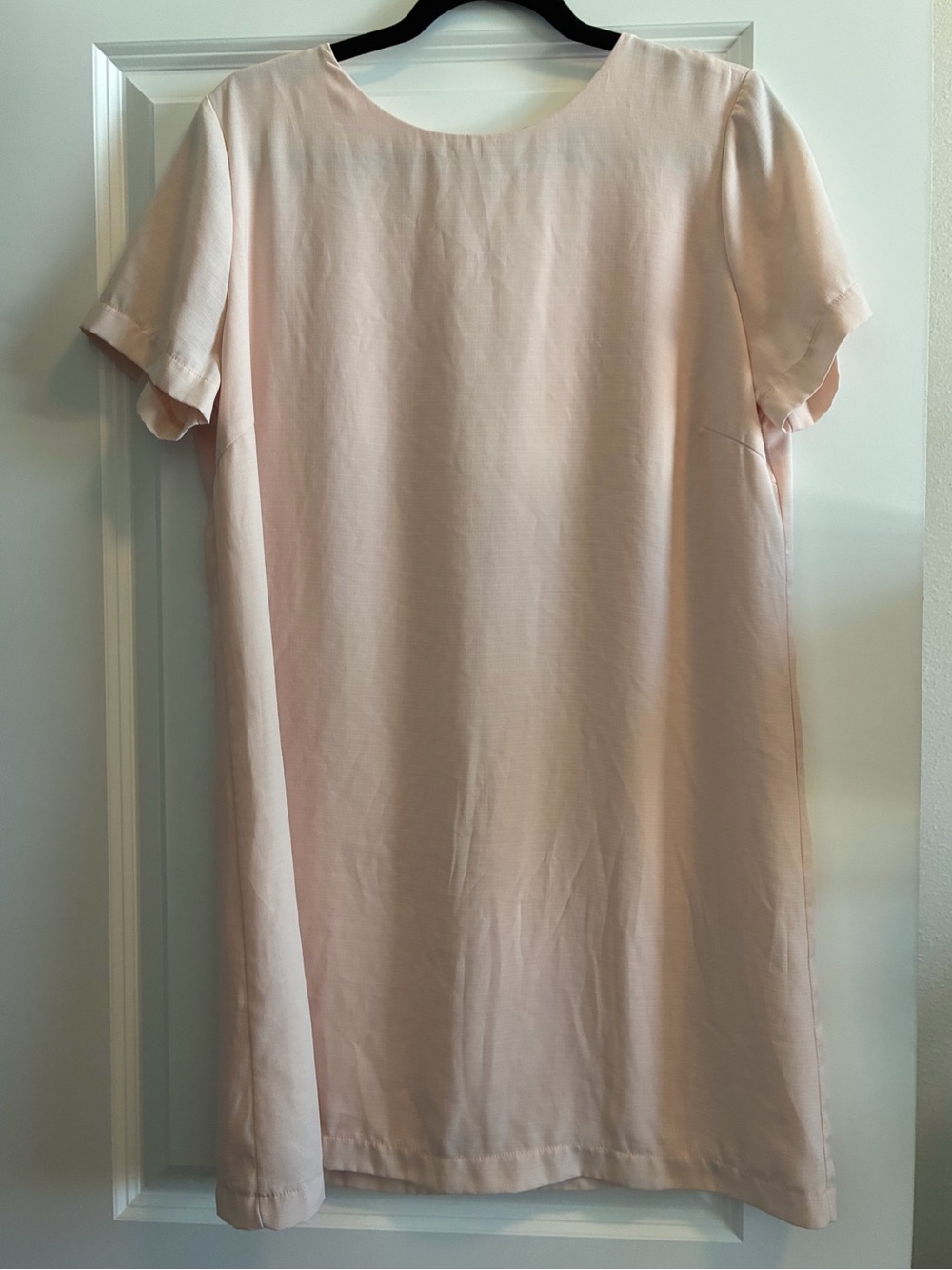 Lulu's Pale Blush Short Sleeve Shift dress